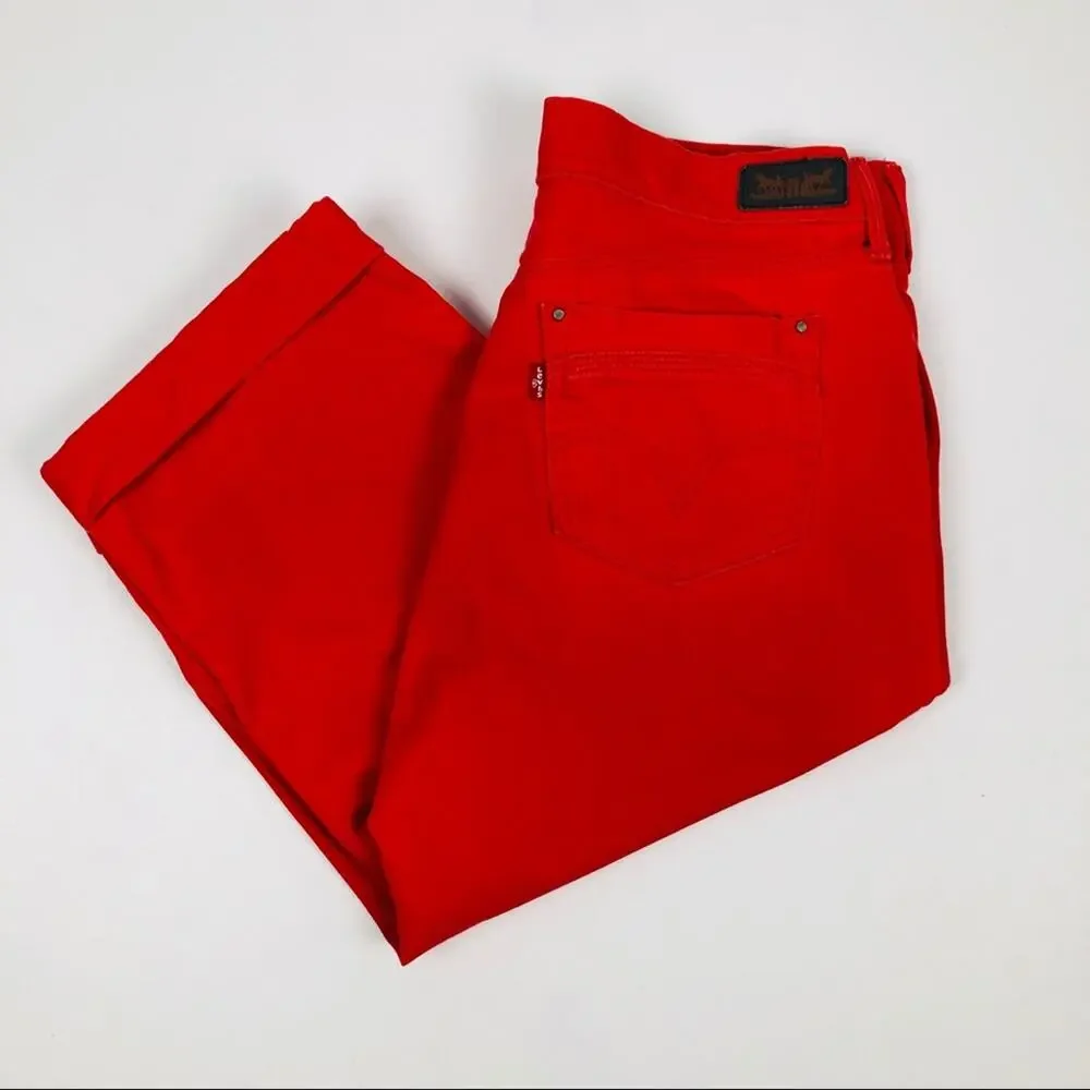 Levi’s  RED Cropped Capri Jeans Size 10 - Picture 4 of 10